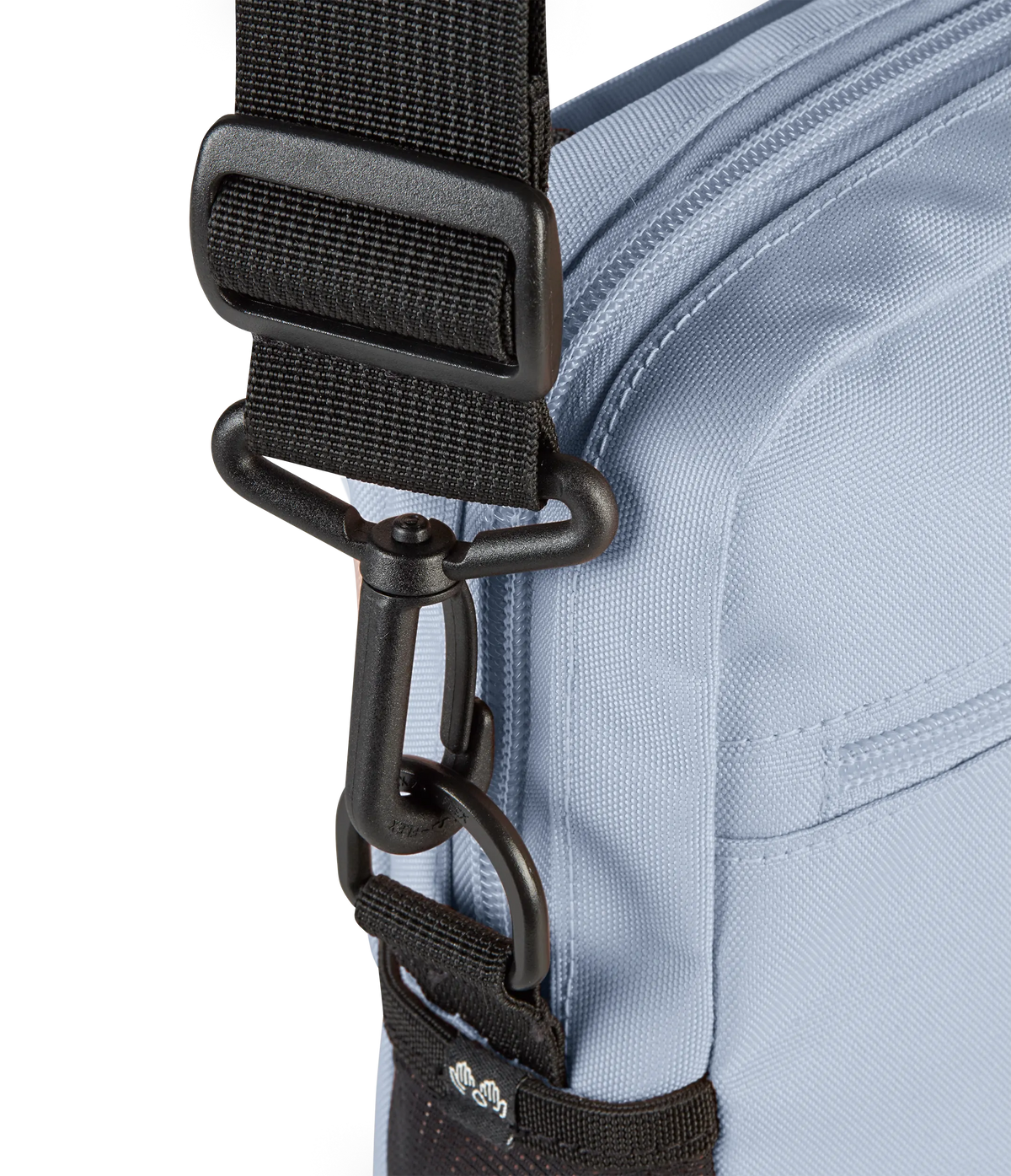 central-adaptive-crossbody-p0 JS0A7ZNB7G7-DET4.webp