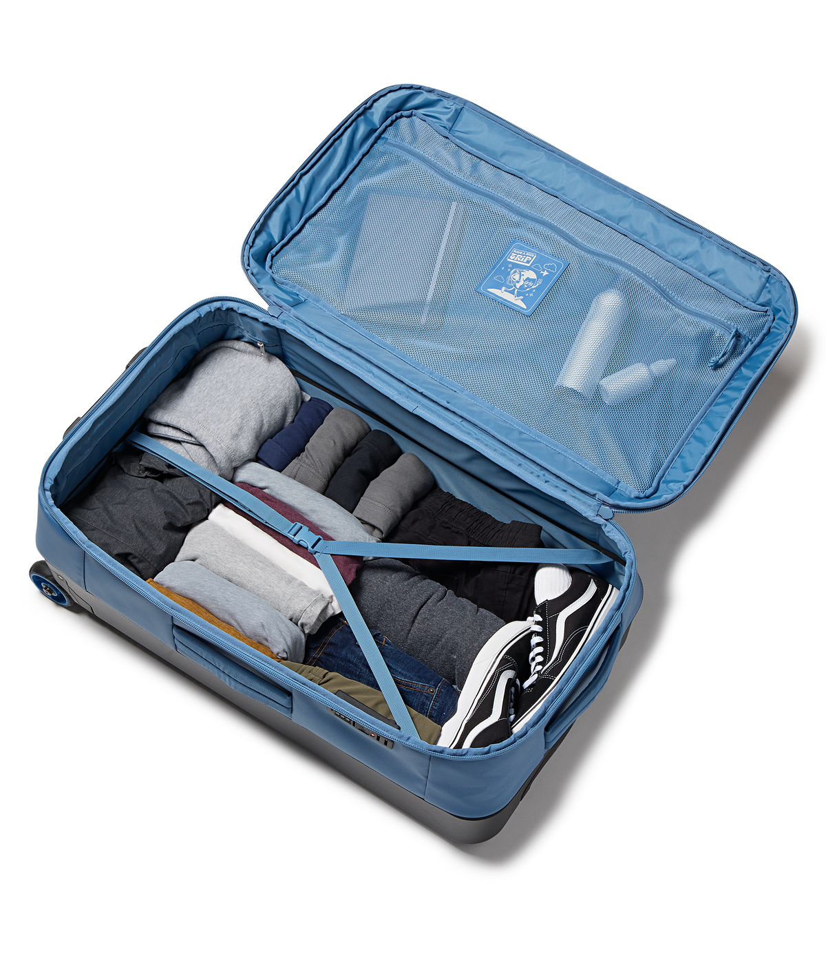 good-latitude-30-rolling-duffel-z5 JS0A86EOEW5-DET3.png