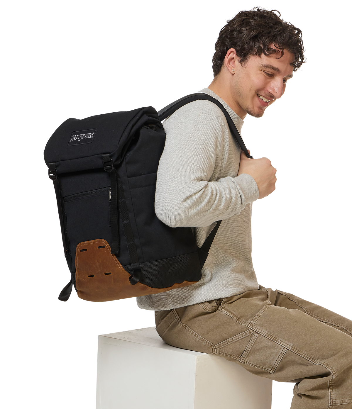 cruiser-rucksack-k5 JS0A86EP008-MODEL.png