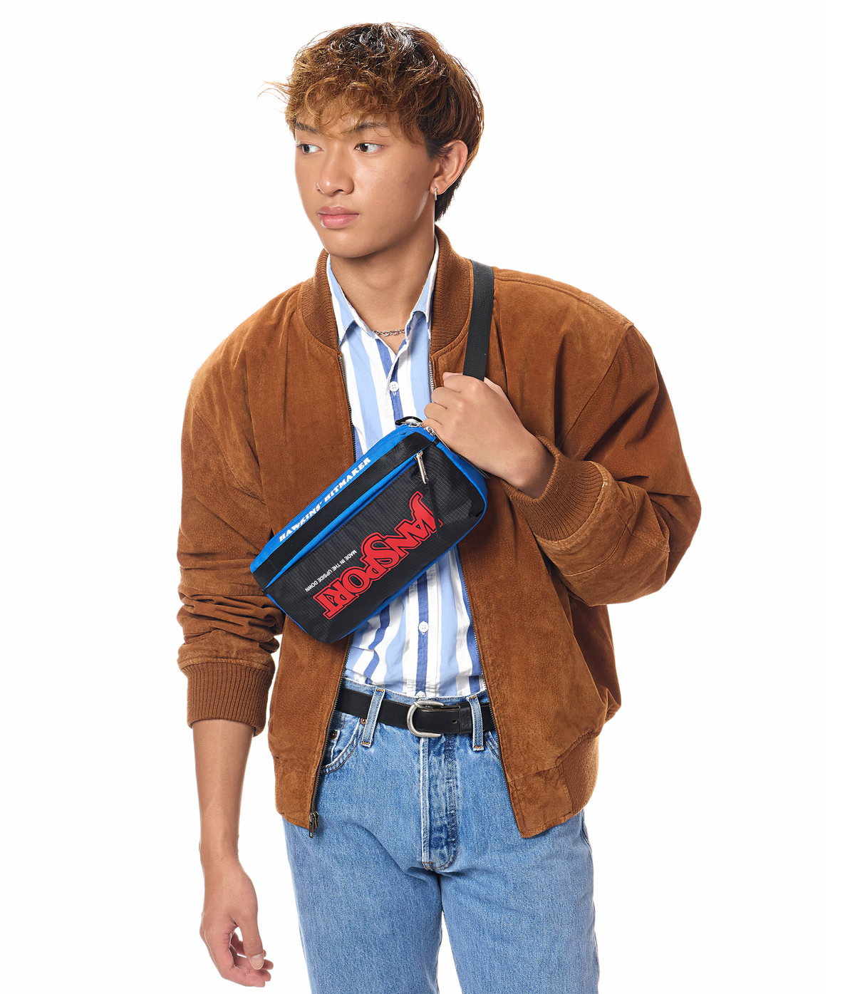 washington-waistpack-squawk-radio-p9 JS0A898CA2S-MODEL.png